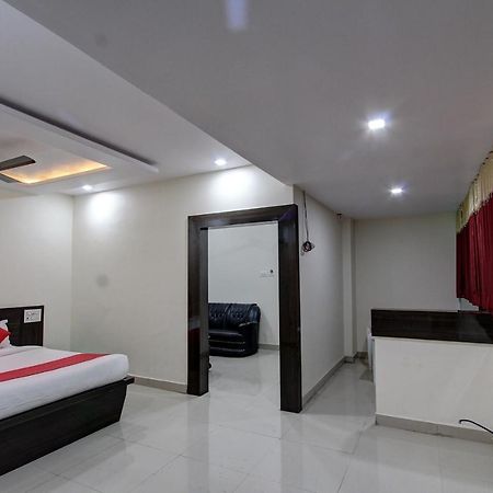 Collection O 38566 Mk Hotel And Lodge Gulbarga Luaran gambar