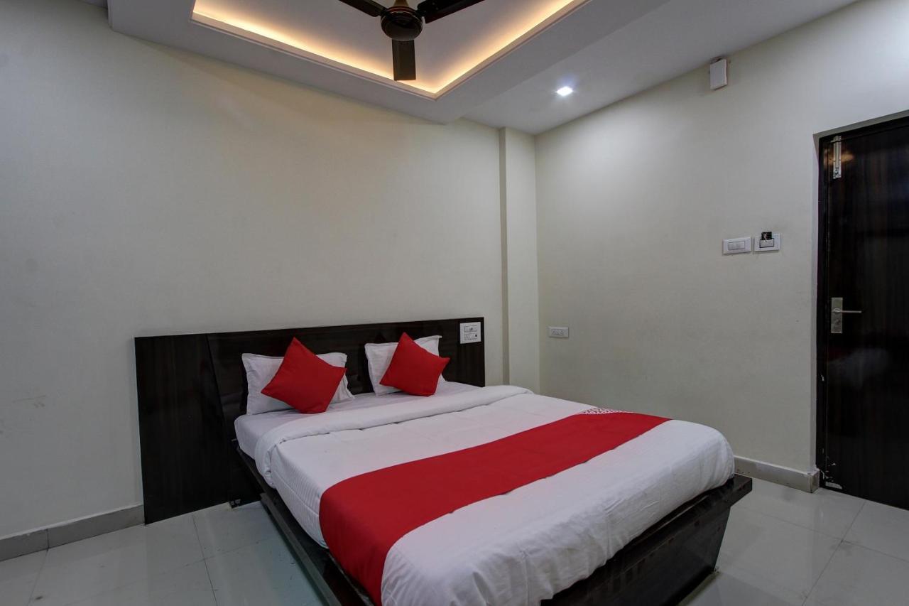 Collection O 38566 Mk Hotel And Lodge Gulbarga Luaran gambar