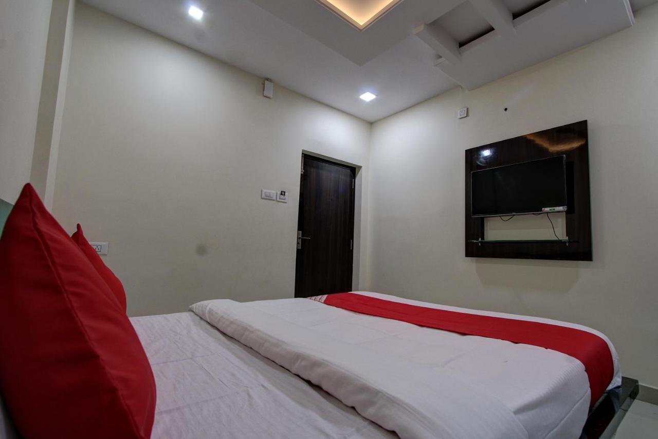 Collection O 38566 Mk Hotel And Lodge Gulbarga Luaran gambar