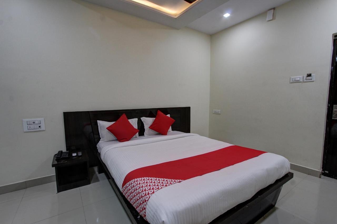Collection O 38566 Mk Hotel And Lodge Gulbarga Luaran gambar