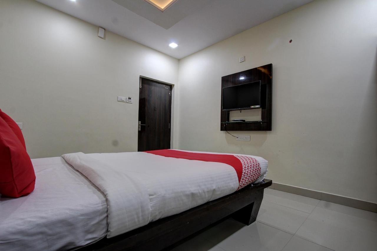 Collection O 38566 Mk Hotel And Lodge Gulbarga Luaran gambar