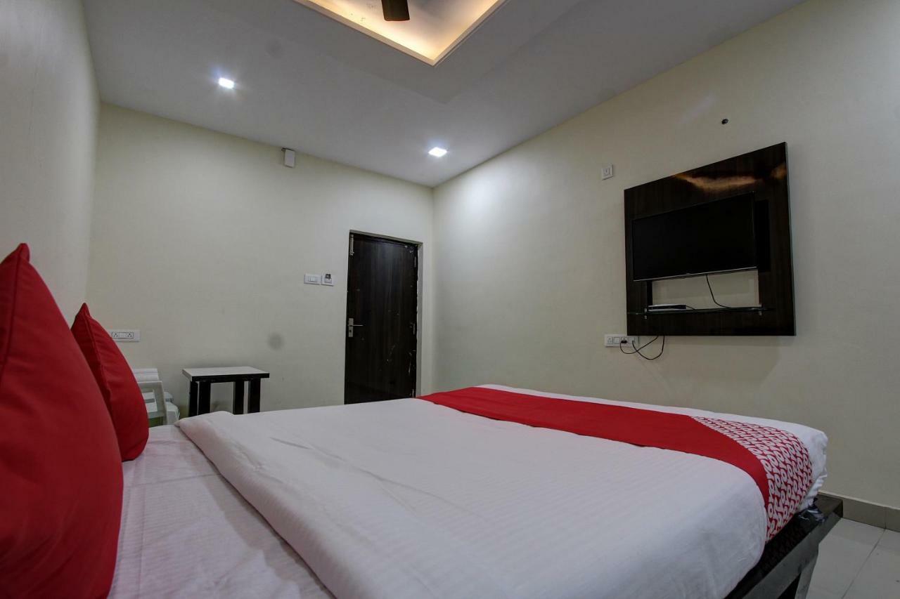 Collection O 38566 Mk Hotel And Lodge Gulbarga Luaran gambar